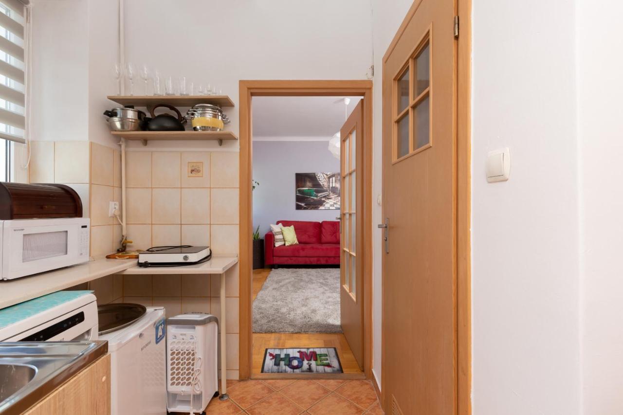 Metro Politechnika Studio Konstytucji By Renters Apartment Warsaw Exterior photo